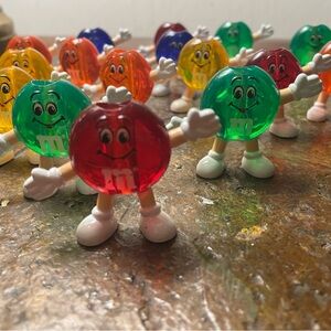 16 M&M Christmas Light covers Multicolor RED YELLOW ORANGE AND RARE BLUE